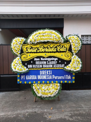 Papan Bunga Duka di Kalapanunggal